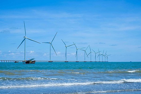  Lắp đặt hệ thống điện gió – Giai đoạn II 