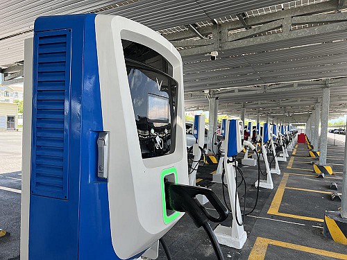 Hạ tầng trạm sạc xe điện
